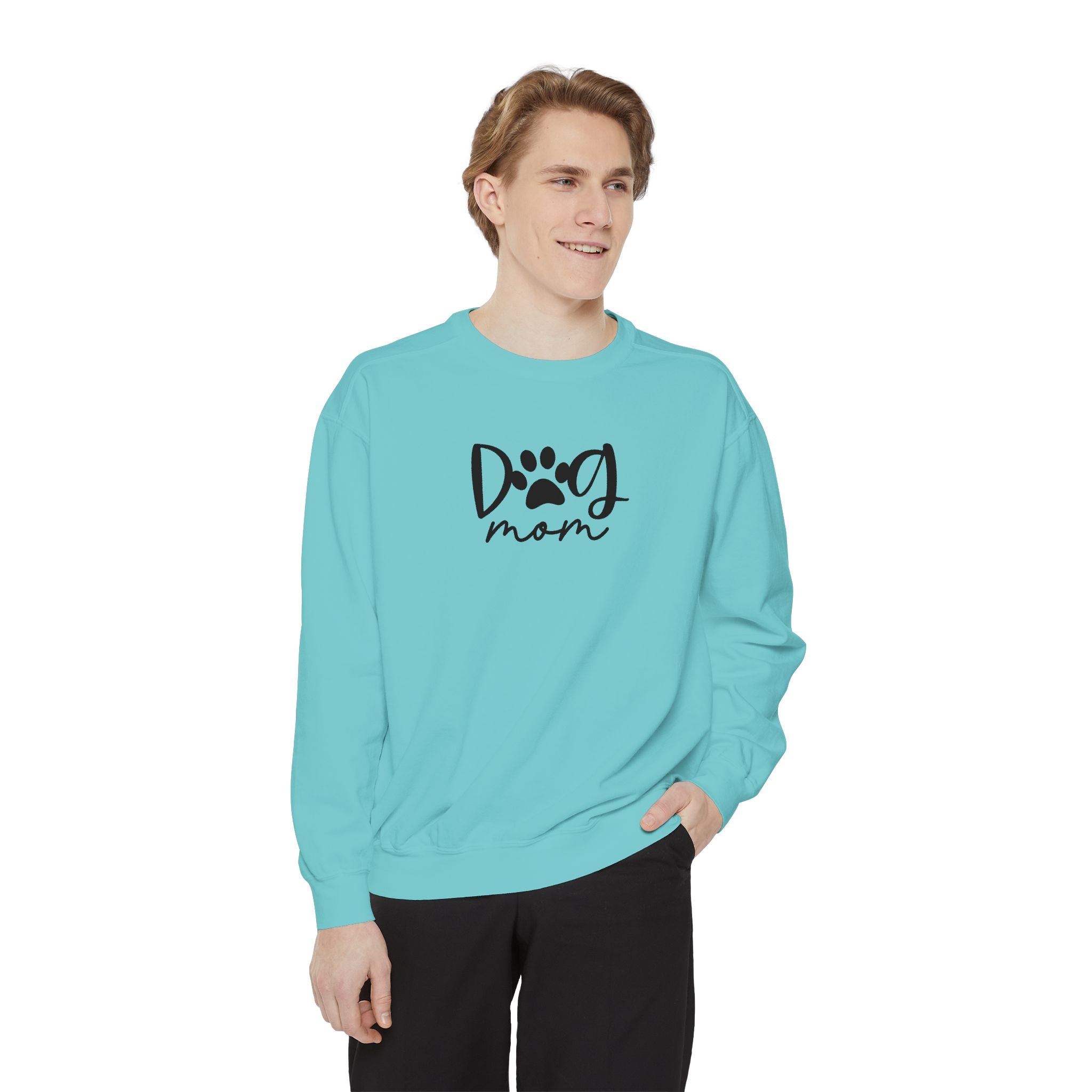 Dog Mom Sweatshirt – Comfort Colors Crewneck