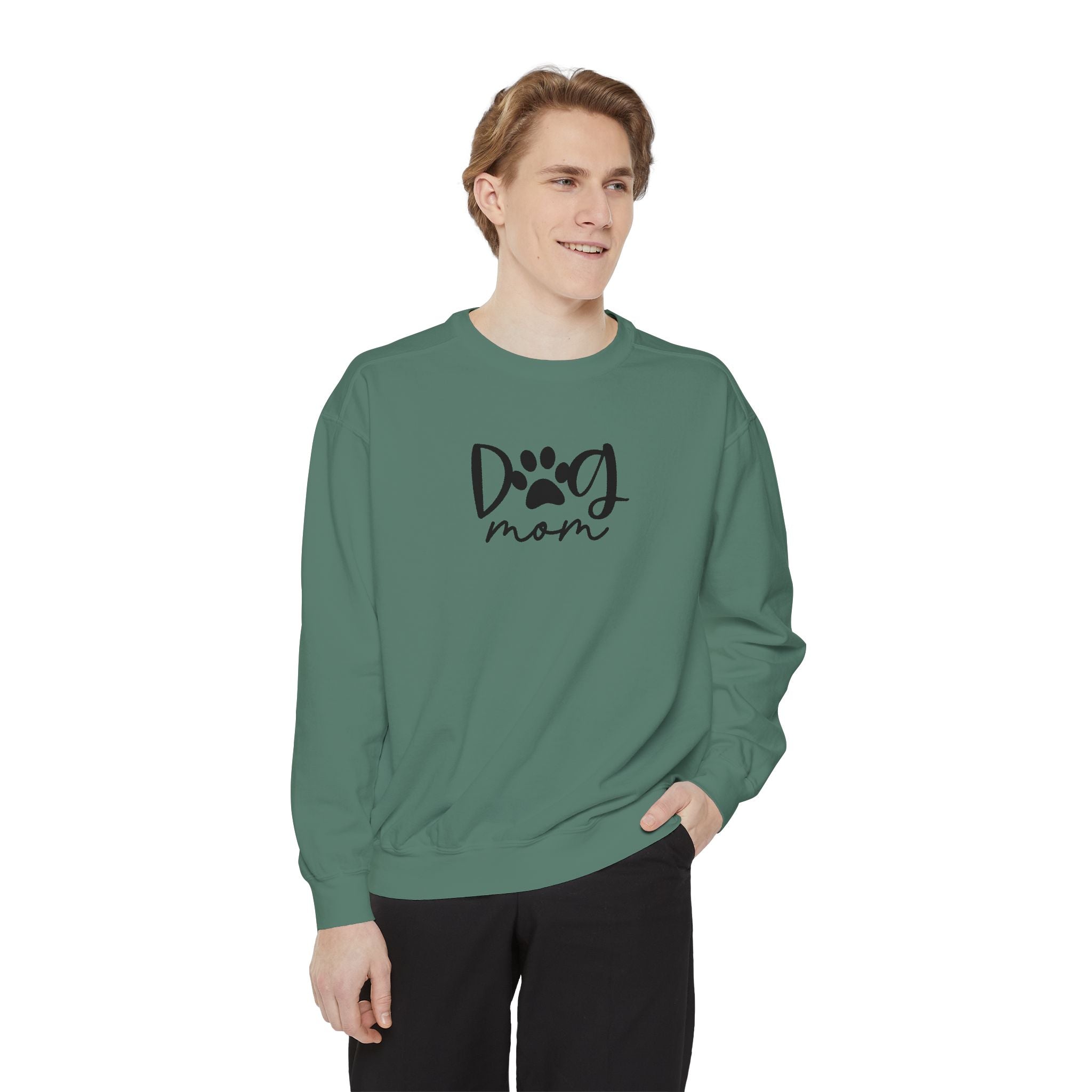 Dog Mom Sweatshirt – Comfort Colors Crewneck