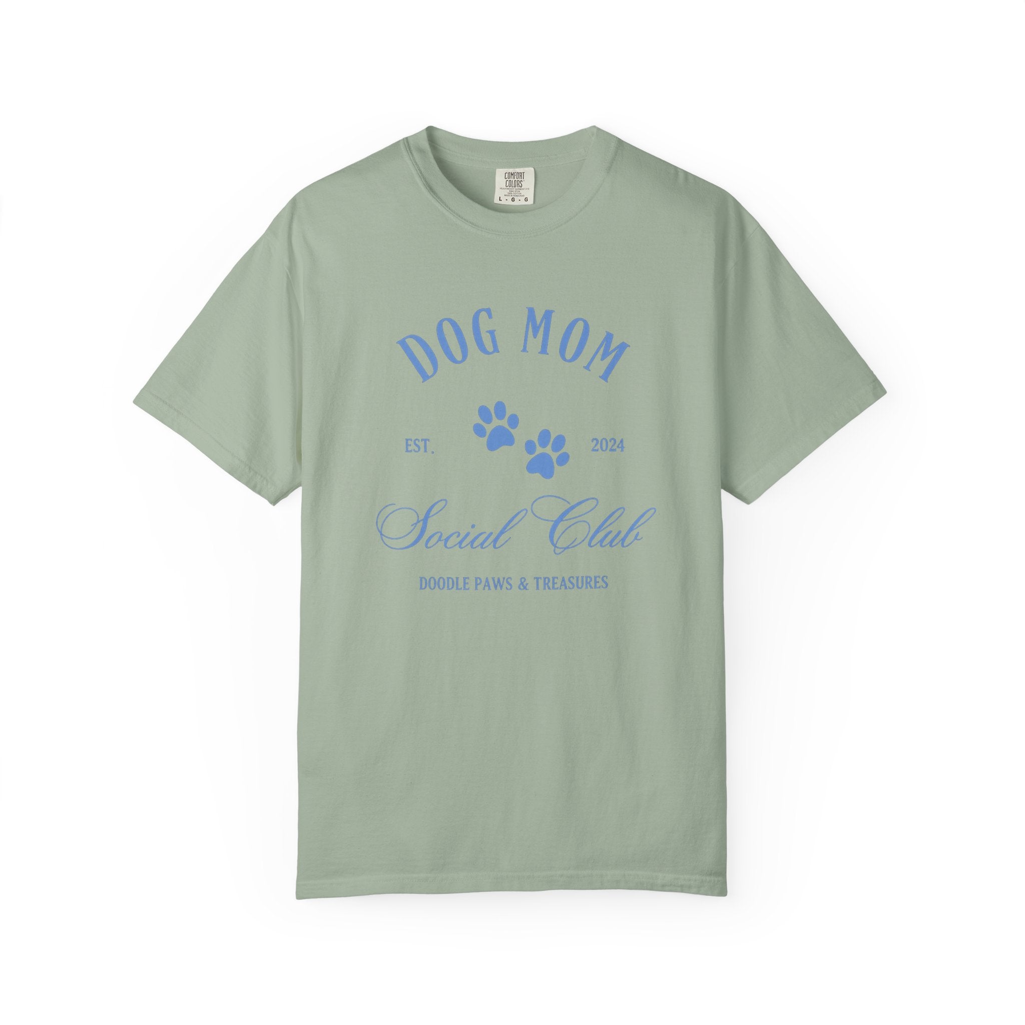 Dog Mom Social Club T-Shirt – Paw Print Graphic Tee for Dog Lovers